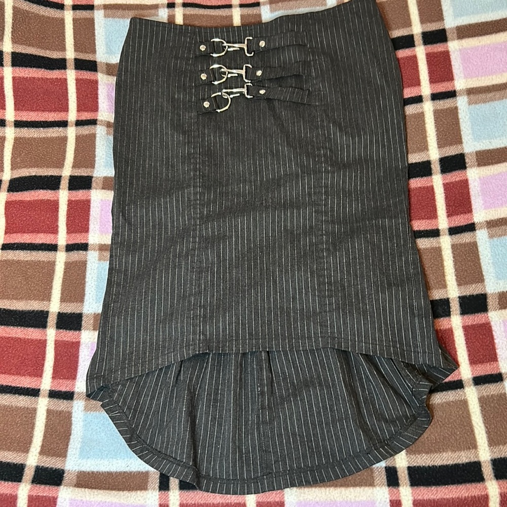 Lip Service Skirt w/Buckles. Size L